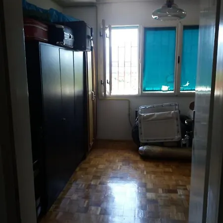 Kuca Sa Apartmanom *